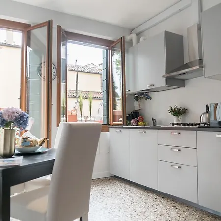 Apartament Venier *