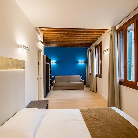 Apartmán Charming Palace Corte Del Teatro Benátky
