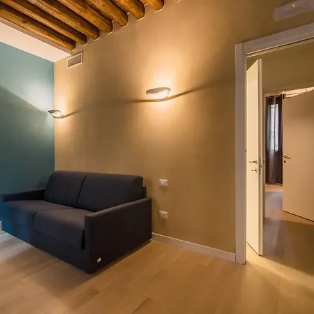 Apartmán Charming Palace Corte Del Teatro *