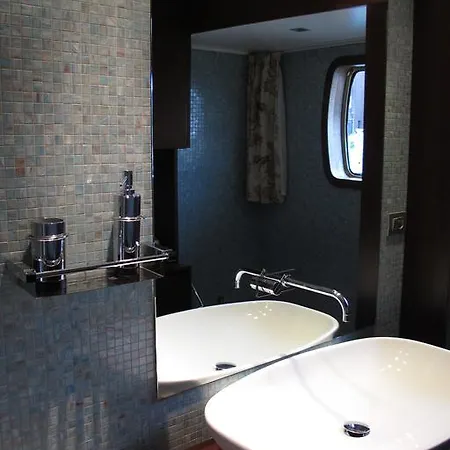 Yacht Bert Venezia 5*