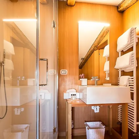 Bed & Breakfast Ca' Cappellis 2*