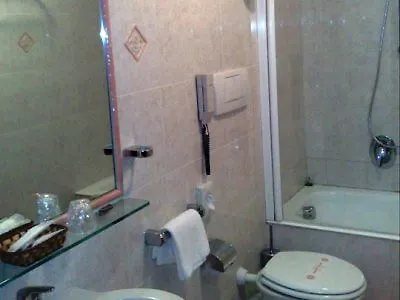Lux 3*