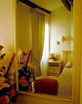 Ambassador Tre Rose Hotel Venice