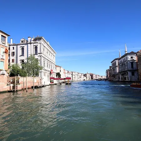Sunny Ghetto Canalview Apartamento
