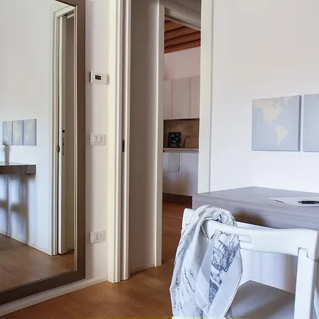 Apartamento Mazzoni 15 *