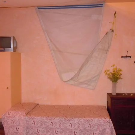 Cadoro Guest house 2*