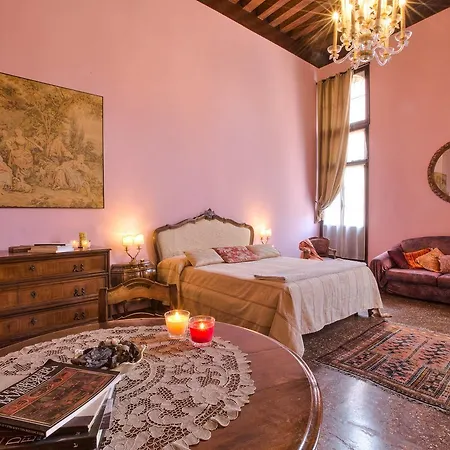 Ca' Della Corte Flats *