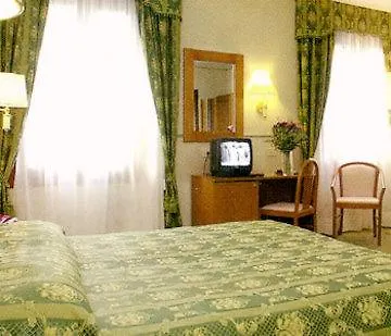Spagna Hotell