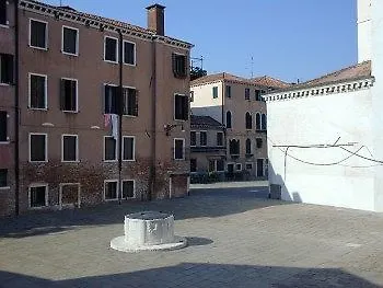 Otel Colonna Gotica