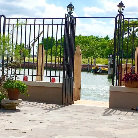 Lina * Venise