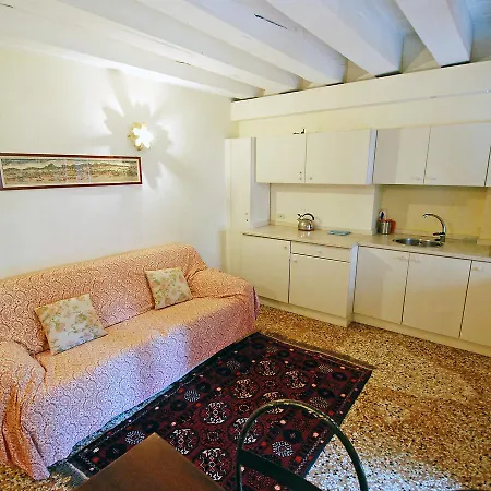 Palazzo Pizzamano * Venice