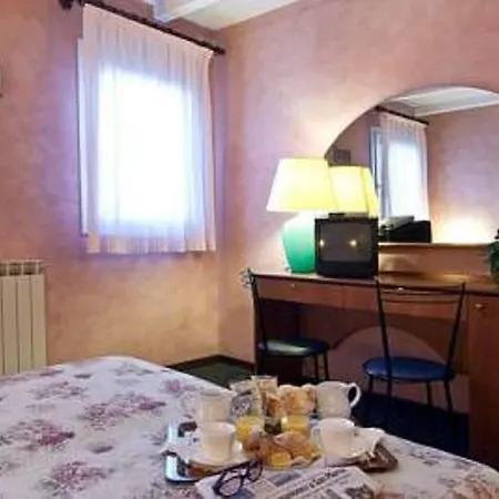 Doge 3* Venice