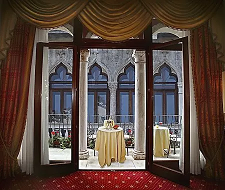 公寓 Ca' Lucatello Townhouse *