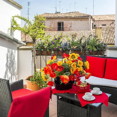 Elegant Terrace Near Piazza San Marco Last Floor No Lift Venice