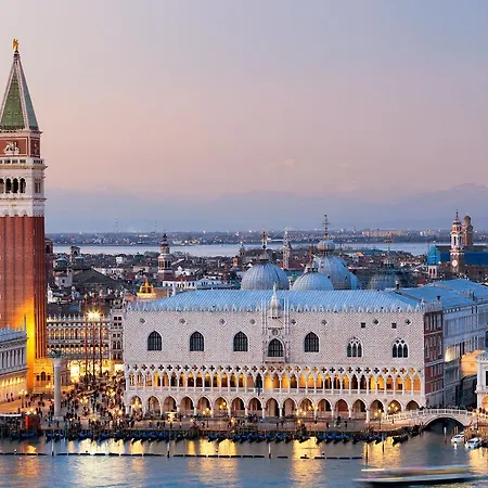 Heaven San Marco 1 E 2, The Elegant A Stone S Throw From St S Square *