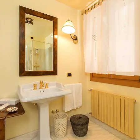 Apartment Heaven San Marco 1 E 2, The Elegant A Stone S Throw From St S Square Venice