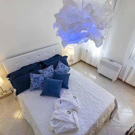Apartment Heaven San Marco 1 E 2, The Elegant A Stone S Throw From St S Square Venice