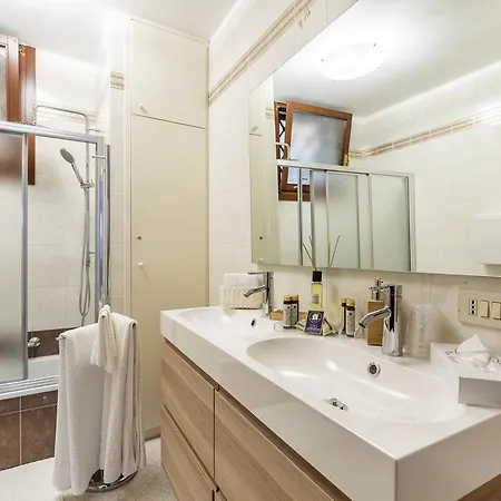 Apartment Heaven San Marco 1 E 2, The Elegant A Stone S Throw From St S Square Venice