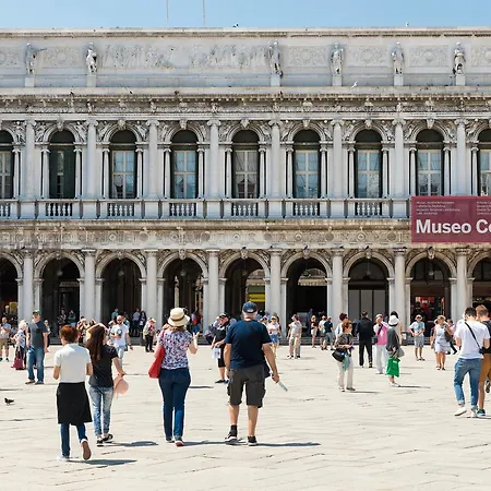 Elegant Terrace Near Piazza San Marco Last Floor No Lift Venice