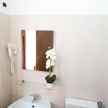 Backpackers House Venice