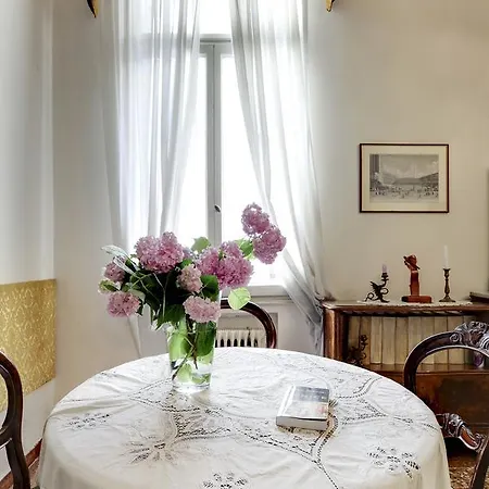 Testa Apartment *