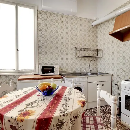 Testa Apartment *