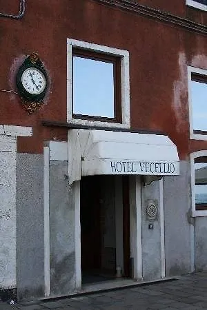 Vecellio 3*