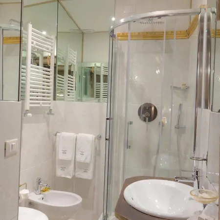 Guest house Residenza Corte Molin 2*