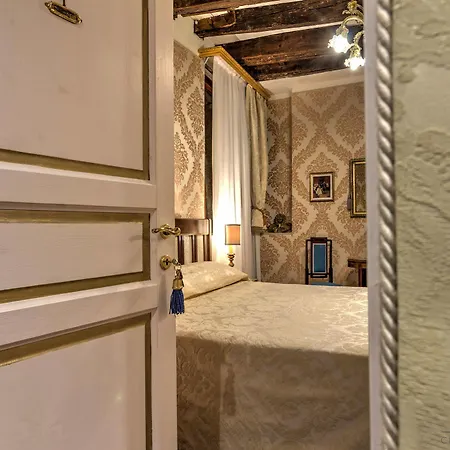 Guest house Residenza Corte Molin 2*