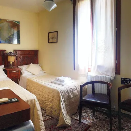 Oda ve Kahvaltı 3749 Pontechiodo