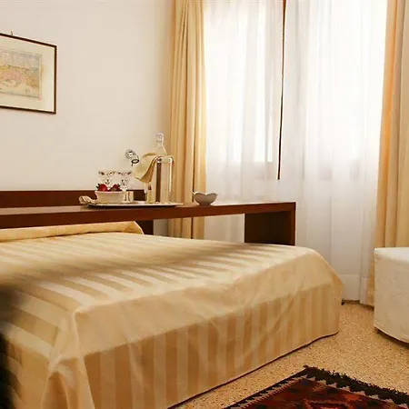 Ca' Foscolo Appart hôtel 2*