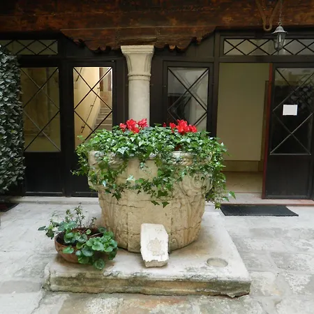 Ca' Foscolo Appart hôtel