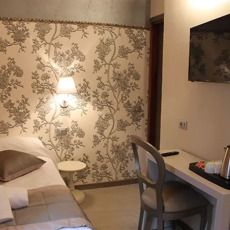 Rio Hotel