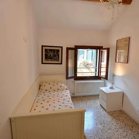 Angelina Apartment *