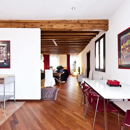 Apartment Elegant Terrace Near Piazza San Marco Last Floor No Lift