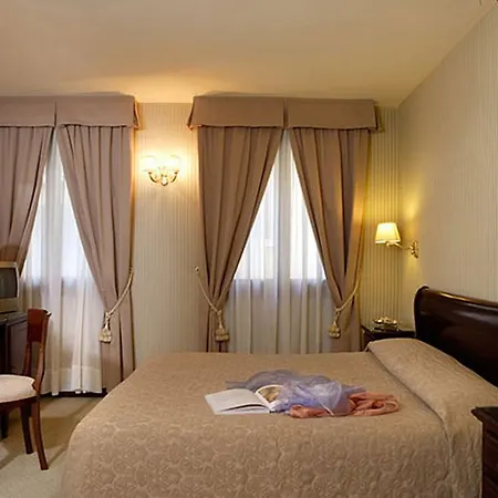 Bed & Breakfast Residenza Goldoni Venezia