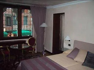 Hotel Londra Palace 5*