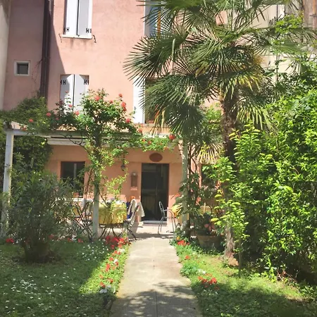 3749 Pontechiodo Venedik