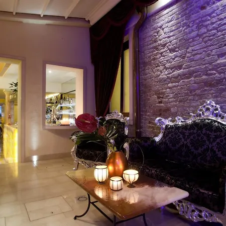 Alcyone Hotel 3*