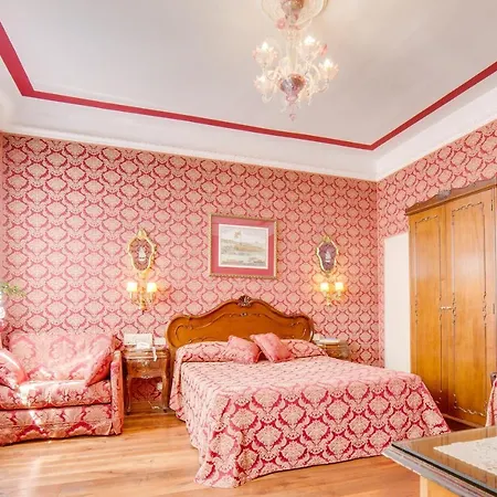 Antica Sturion Residenza D'epoca Hotel 3*