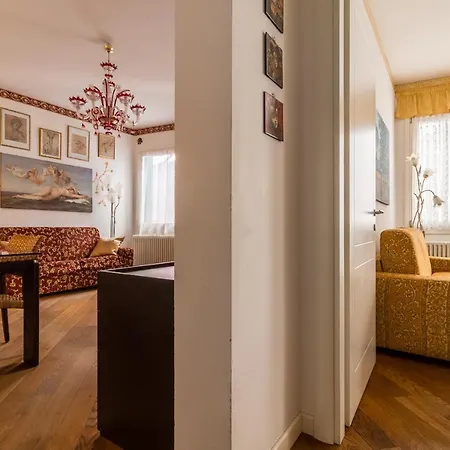 Appartement Doge's Pantheon & St.mark School In Hidden