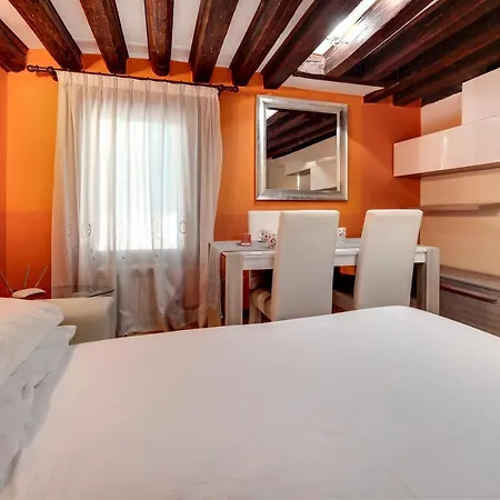 Ca'pedrocchi By Bricola Apartment Venice