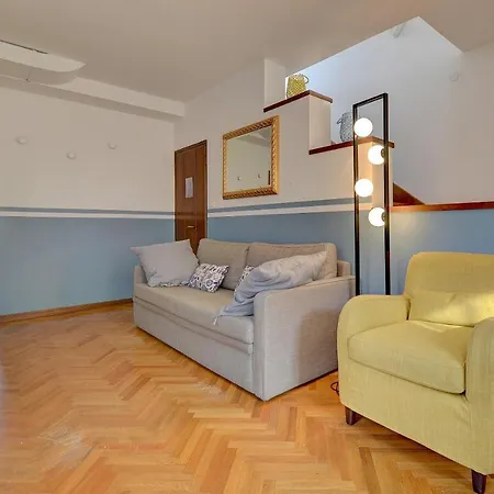Basilica-terrace Apartment *