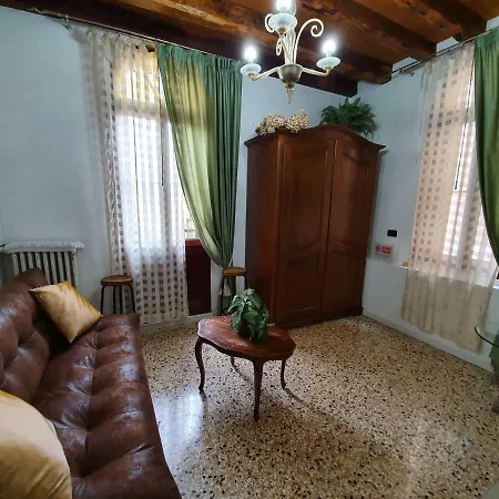 Alloggi Rivetta 2* Venise