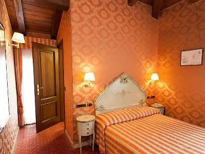 Lux Hotel Benátky