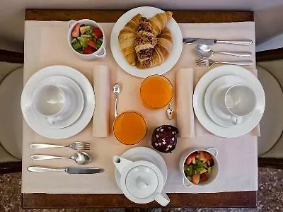 Dell'opera Otel 3*