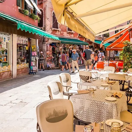 Apartament Bragora 3524 Between San Marco And Biennale
