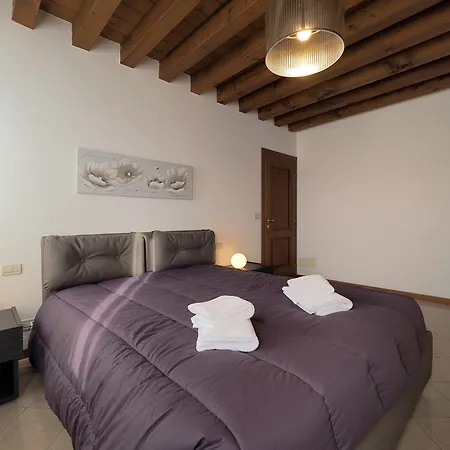 شقة Venetian Style 2 البندقية
