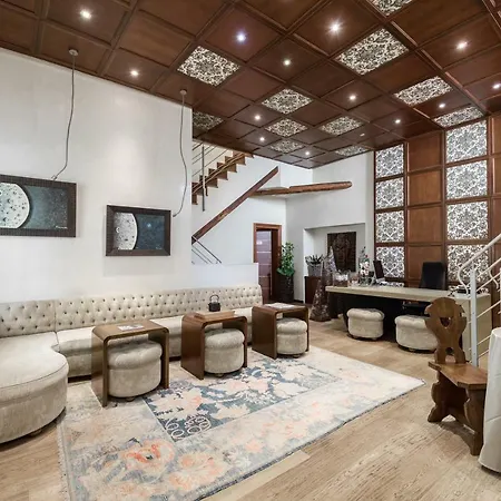 Abbazia De Luxe Bed & Breakfast 3*