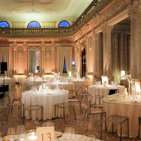 Monaco & Grand Canal Hotel 4*